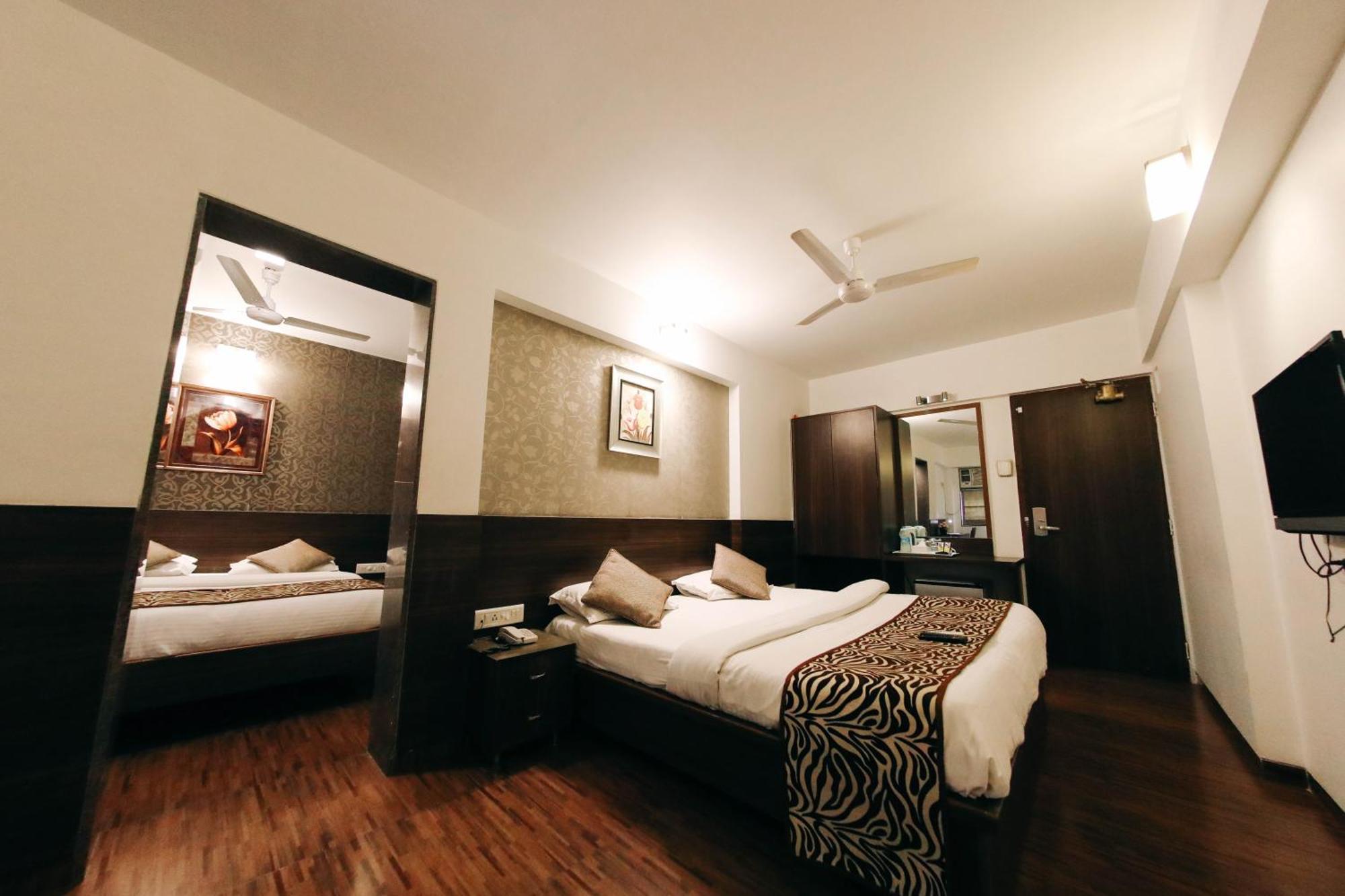 Hotel Maharana Inn Chembur مومباي المظهر الخارجي الصورة
