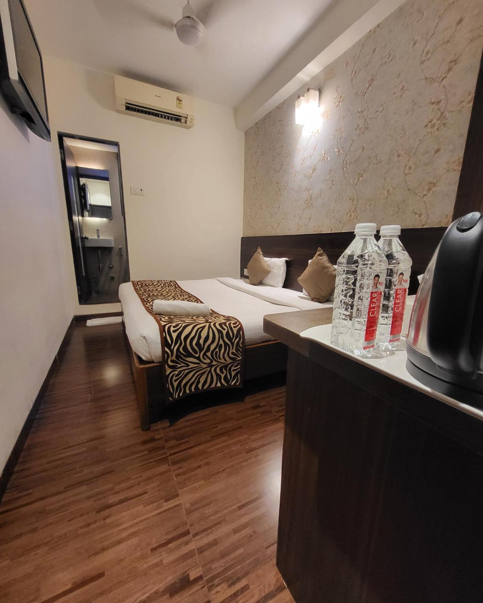 Hotel Maharana Inn Chembur مومباي المظهر الخارجي الصورة