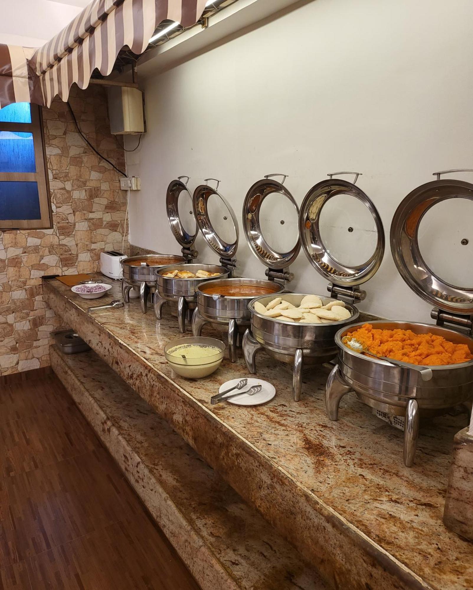 Hotel Maharana Inn Chembur مومباي المظهر الخارجي الصورة