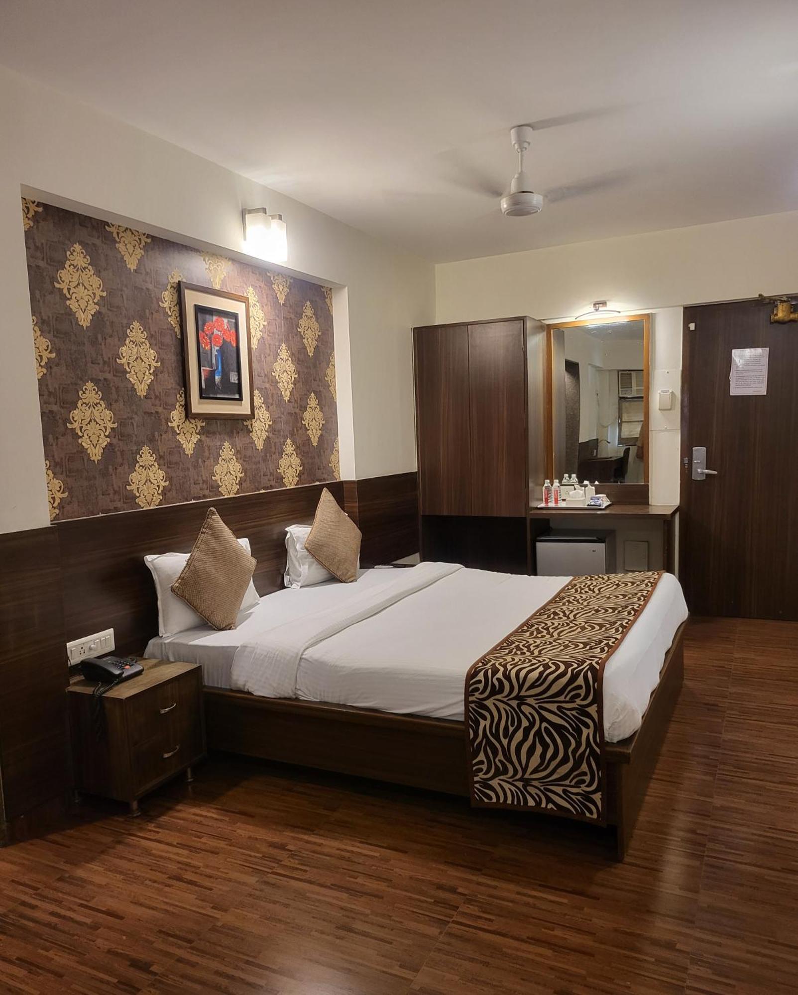 Hotel Maharana Inn Chembur مومباي المظهر الخارجي الصورة